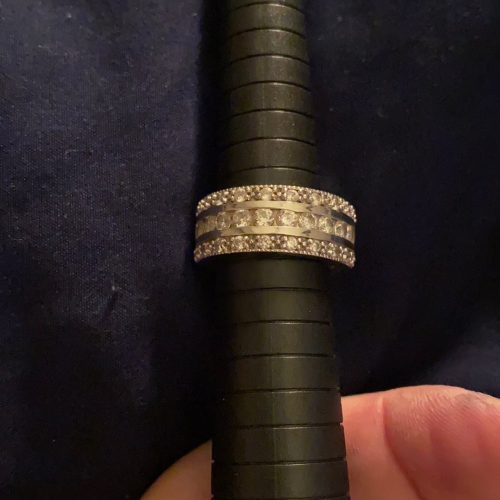 Fashion silver ring with CZ band